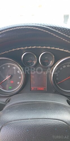 Opel Astra 2011, 276,000 km - 1.4 l - Bakı