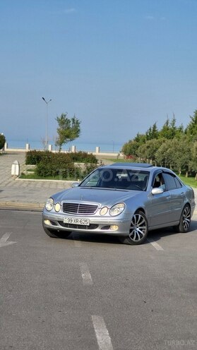 Mercedes E 240 2002, 318,000 km - 2.6 л - Bakı