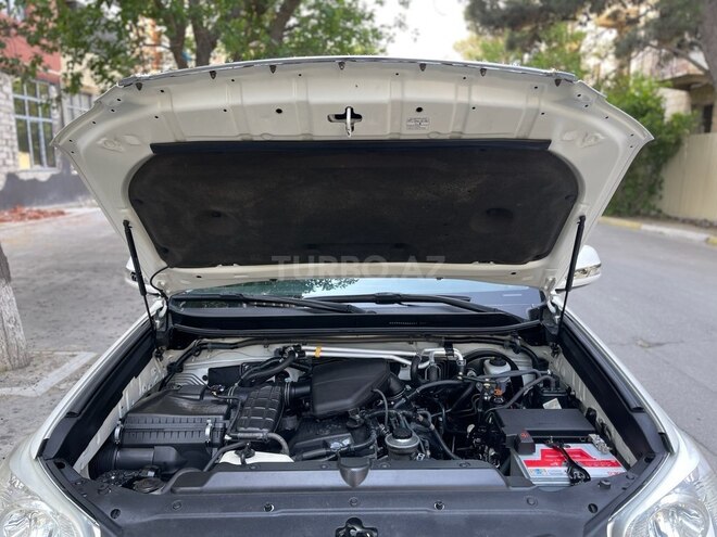 Toyota Land Cruiser Prado 2010, 193,000 km - 2.7 л - Bakı