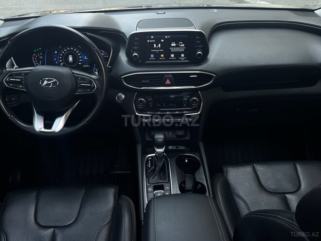 Hyundai Santa Fe-6