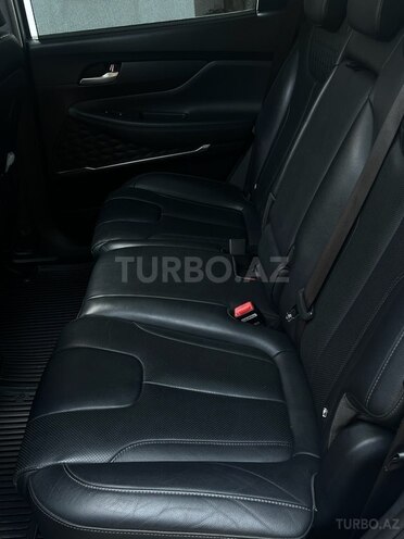 Hyundai Santa Fe-8