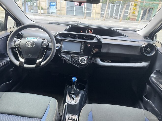 Toyota Aqua 2020, 102,000 km - 1.5 l - Bakı