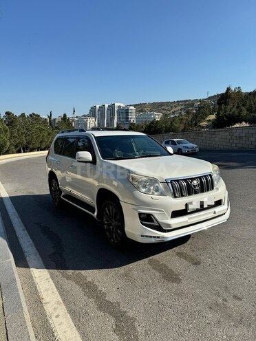 Toyota Land Cruiser Prado 2011, 220,000 km - 2.7 л - Bakı