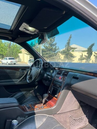 Mercedes E 320 2000, 377,000 km - 3.2 l - Bakı