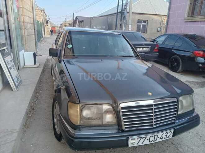 Mercedes E 250 1993, 300,000 km - 2.5 l - Gəncə