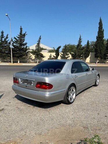 Mercedes E 320 2000, 377,000 km - 3.2 l - Bakı