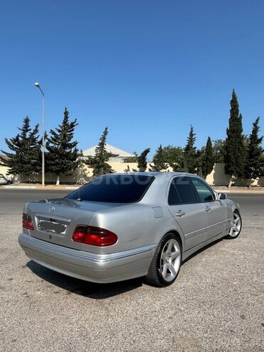 Mercedes E 320 2000, 377,000 km - 3.2 l - Bakı