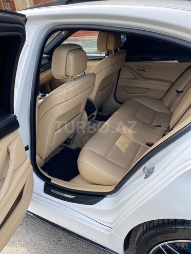 BMW 528 2013, 282,459 km - 2.0 l - Gəncə