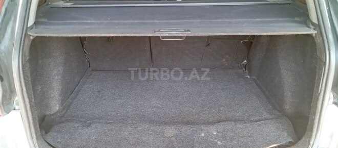 Renault Megane 2005, 25,650 km - 1.5 l - Biləsuvar