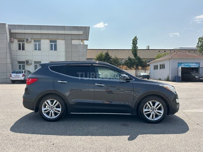 Hyundai Santa Fe-3