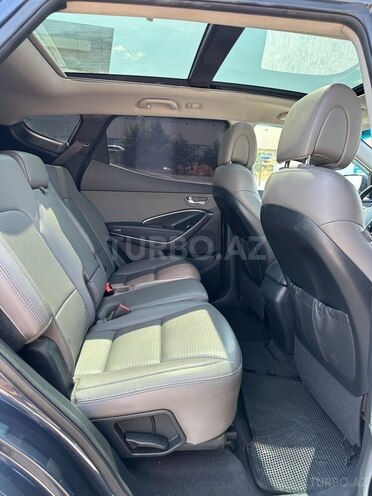 Hyundai Santa Fe-10