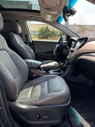 Hyundai Santa Fe-9