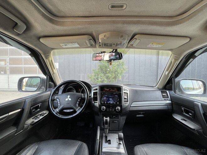 Mitsubishi Pajero 2015, 456,000 km - 3.0 л - Bakı