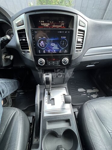 Mitsubishi Pajero 2015, 456,000 km - 3.0 л - Bakı