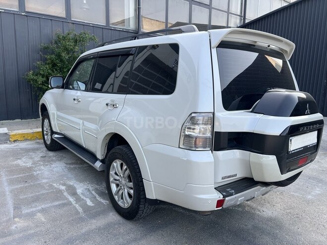 Mitsubishi Pajero 2015, 456,000 km - 3.0 л - Bakı