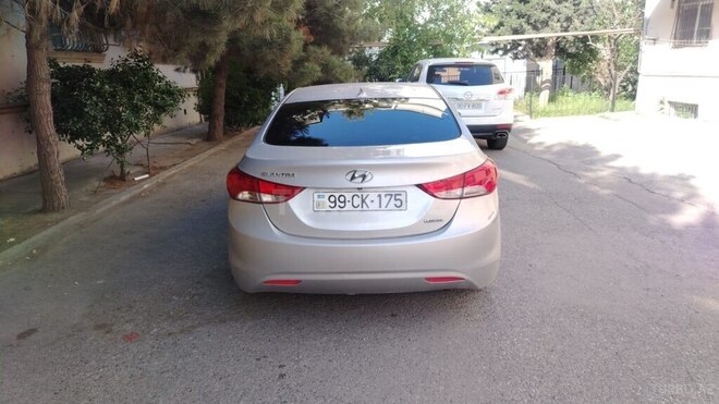 Hyundai Elantra 2011, 389,461 km - 1.8 л - Bakı