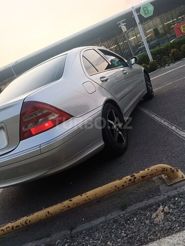 Mercedes C 200 2000, 203,000 km - 2.0 l - Bakı