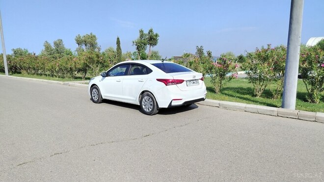 Hyundai Accent 2018, 185,000 km - 1.6 l - Sumqayıt
