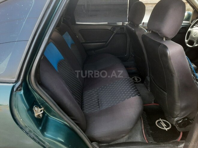 Opel Vectra 1995, 254,300 km - 1.8 l - Bakı