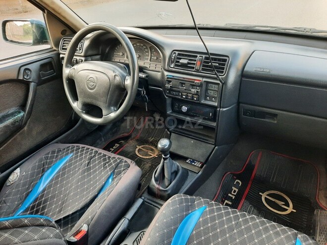 Opel Vectra 1995, 254,300 km - 1.8 l - Bakı