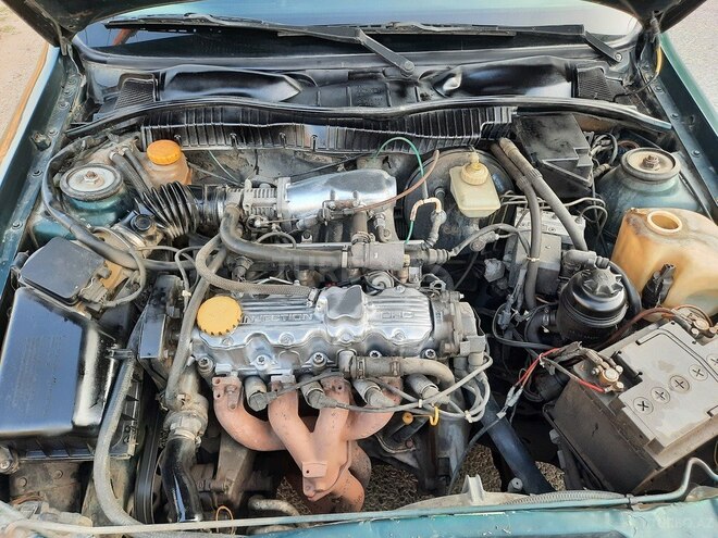Opel Vectra 1995, 254,300 km - 1.8 l - Bakı