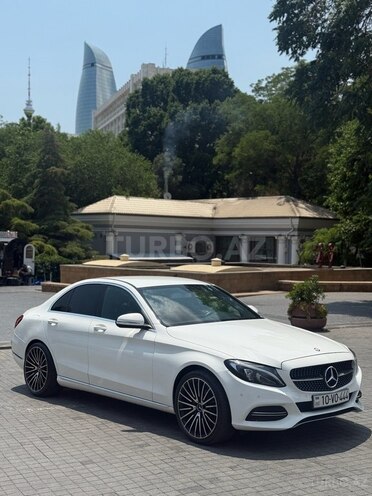 Mercedes C 180 2015, 173,000 km - 1.6 л - Bakı