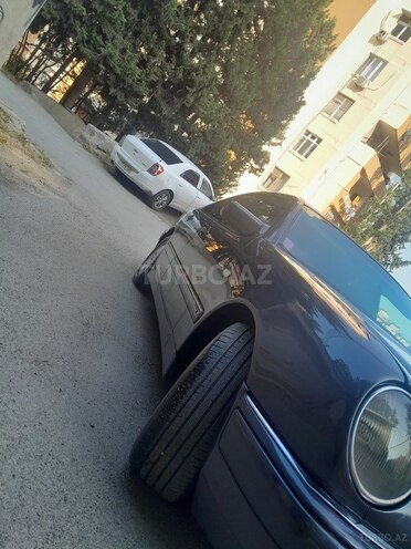 Mercedes E 240 1999, 260,000 km - 2.4 l - Bakı