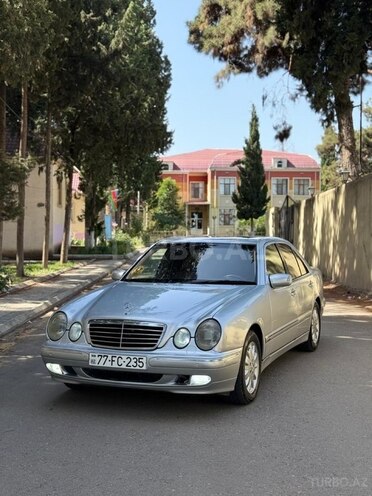 Mercedes E 240 2001, 344,000 km - 2.4 l - Tovuz
