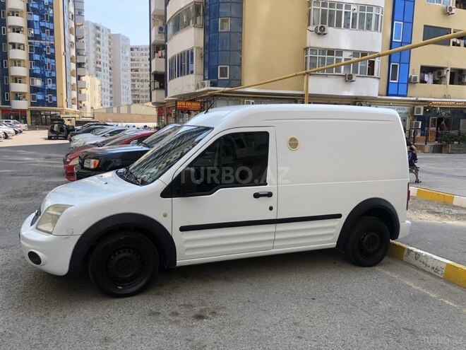 Ford Tourneo Connect 2010, 220,000 km - 1.8 л - Bakı