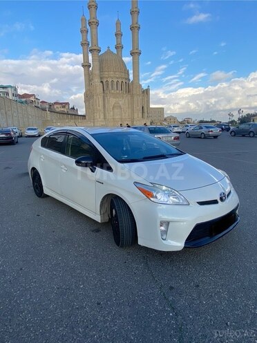 Toyota Prius 2015, 169,000 km - 1.8 l - Bakı
