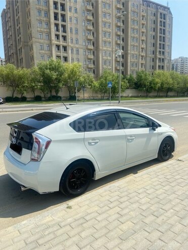 Toyota Prius 2015, 169,000 km - 1.8 l - Bakı