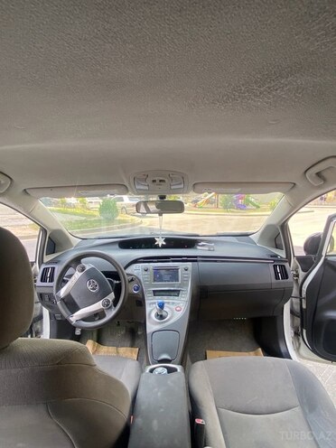Toyota Prius 2015, 169,000 km - 1.8 l - Bakı