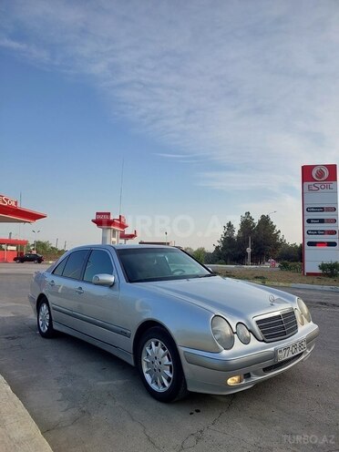 Mercedes E 220 d 2000, 371,000 km - 2.2 l - Şirvan