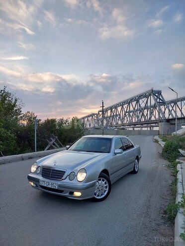 Mercedes E 220 d 2000, 371,000 km - 2.2 l - Şirvan
