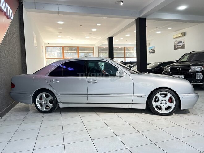 Mercedes E 320 2001, 277,000 km - 3.2 l - Sumqayıt