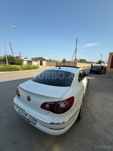 Volkswagen Passat CC-8