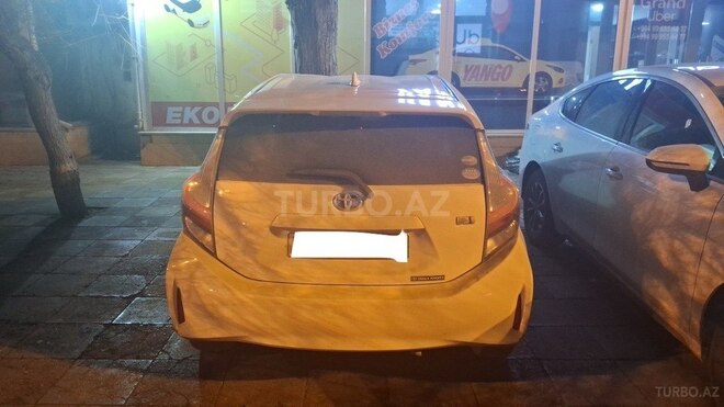 Toyota Aqua 2018, 70,000 km - 1.5 l - Bakı