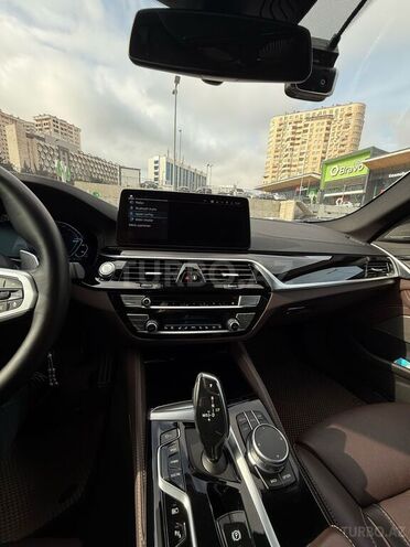 BMW 530e 2022, 42,000 km - 2.0 l - Bakı