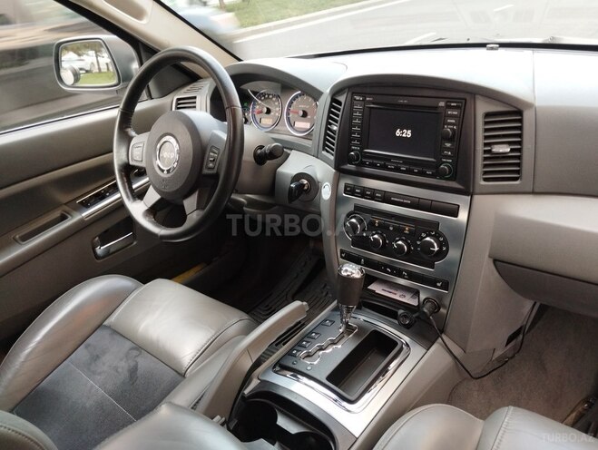 Jeep Grand Cherokee 2006, 36,000 km - 6.1 l - Bakı