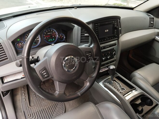 Jeep Grand Cherokee 2006, 36,000 km - 6.1 l - Bakı