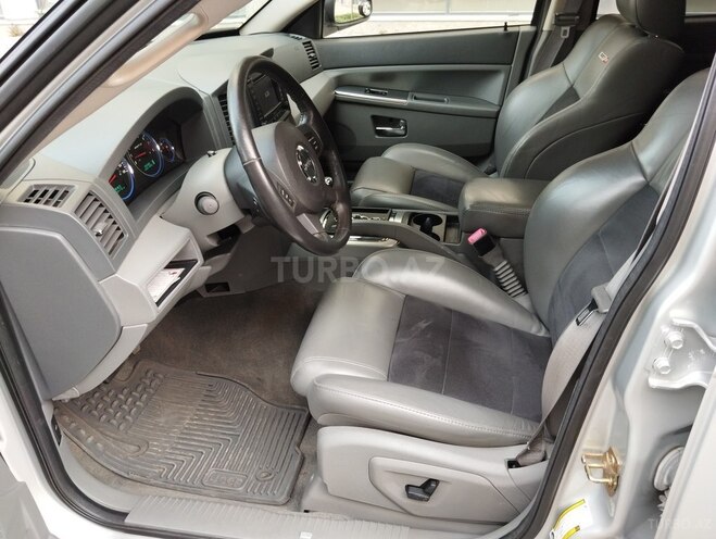 Jeep Grand Cherokee 2006, 36,000 km - 6.1 l - Bakı