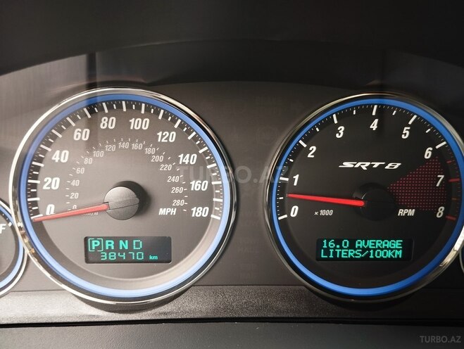 Jeep Grand Cherokee 2006, 36,000 km - 6.1 l - Bakı