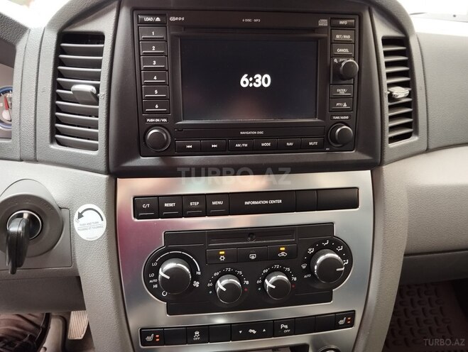 Jeep Grand Cherokee 2006, 36,000 km - 6.1 l - Bakı