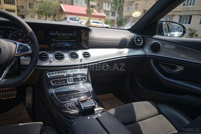 Mercedes E 220 d 2018, 169,000 km - 2.0 l - Bakı