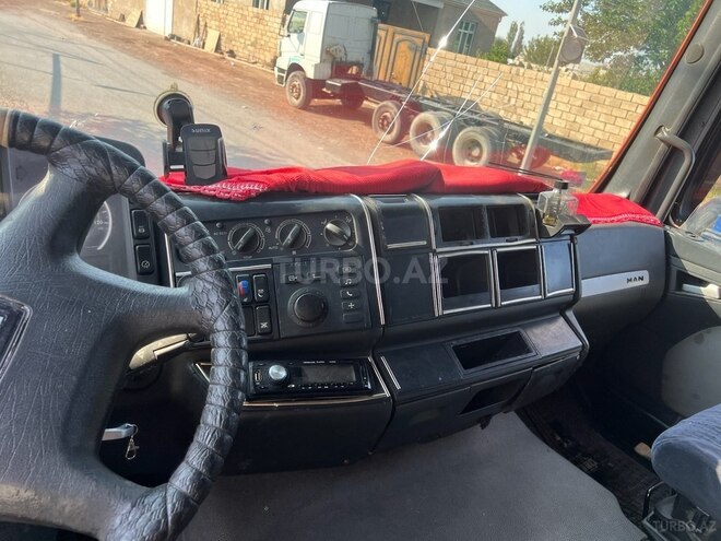 MAN  2004, 190,000 km - 12.0 l - Sumqayıt