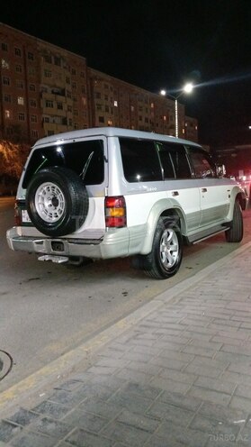 Mitsubishi Pajero 1994, 420,000 km - 2.8 л - Bakı