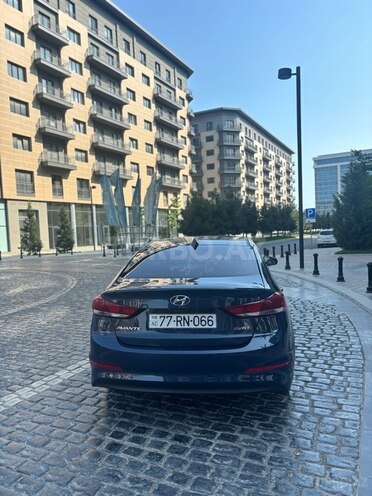 Hyundai Avante 2015, 198,000 km - 1.6 л - Bakı