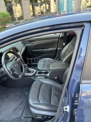 Hyundai Avante 2015, 198,000 km - 1.6 л - Bakı