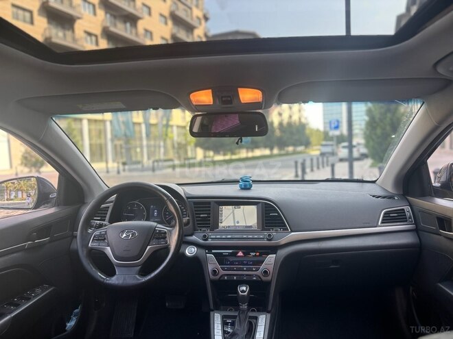 Hyundai Avante 2015, 198,000 km - 1.6 л - Bakı