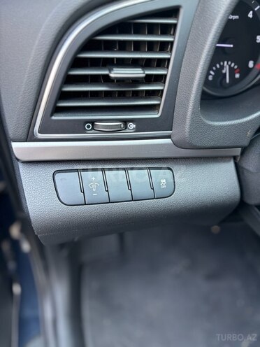 Hyundai Avante 2015, 198,000 km - 1.6 л - Bakı